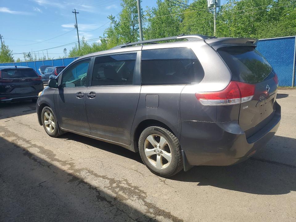 2011 Toyota Sienna მანქანა იყიდება აუქციონზე, vin: 5TDKK3DC6BS049406, აუქციონის ნომერი: 55798086