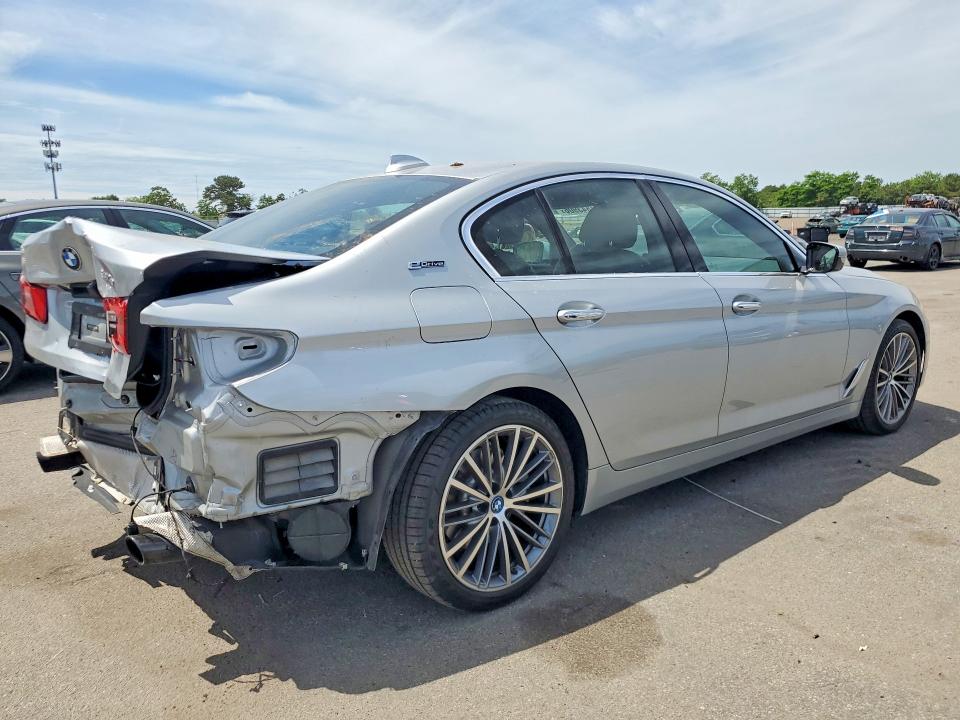 2018 Bmw 530xe მანქანა იყიდება აუქციონზე, vin: WBAJB1C50JG624222, აუქციონის ნომერი: 57843906
