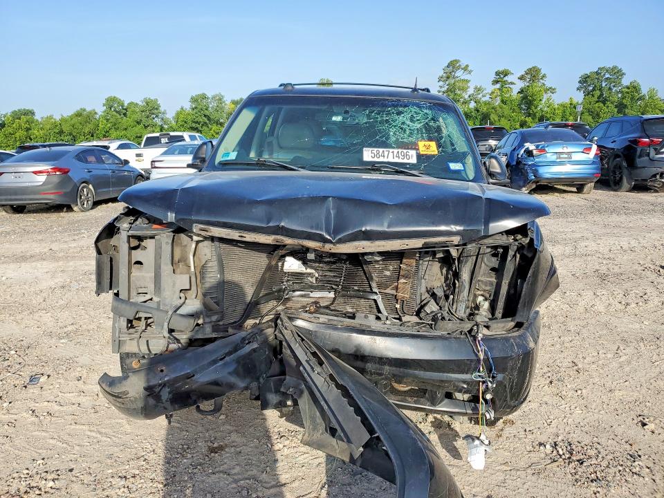 58471496 :رقم المزاد ، 1GYEC63T04R272615 vin ، 2004 Cadillac Escalade مزاد بيع