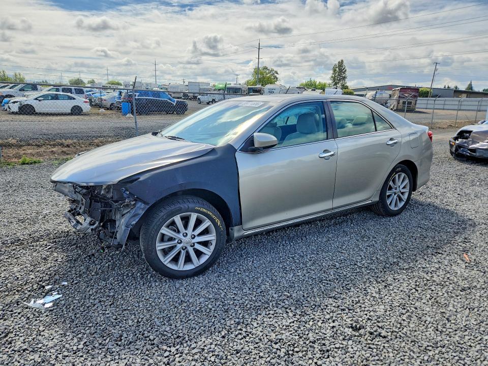 2014 Toyota Camry მანქანა იყიდება აუქციონზე, vin: 4T4BF1FK6ER389167, აუქციონის ნომერი: 55474686