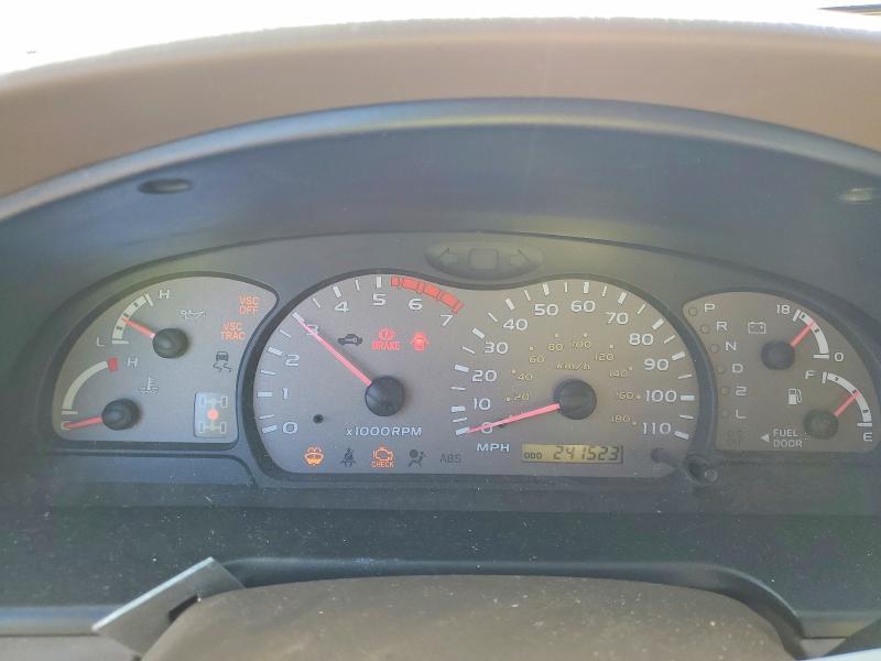 2002 Toyota Sequoia მანქანა იყიდება აუქციონზე, vin: 5TDBT48A52S130473, აუქციონის ნომერი: 58180346