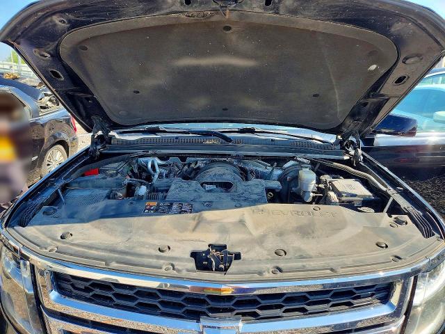 57416586 :رقم المزاد ، 1GNSKHEC4FR626182 vin ، 2015 Chevrolet Suburban مزاد بيع