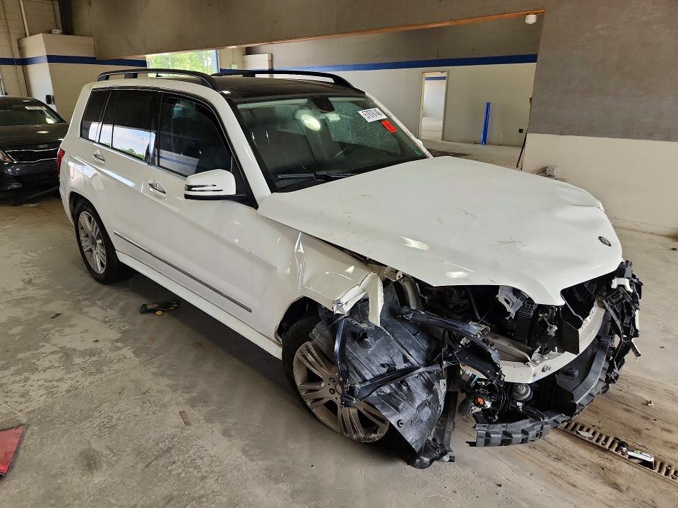 57876146 :رقم المزاد ، WDCGG8JB2EG310135 vin ، 2014 Mercedes-benz Glk مزاد بيع