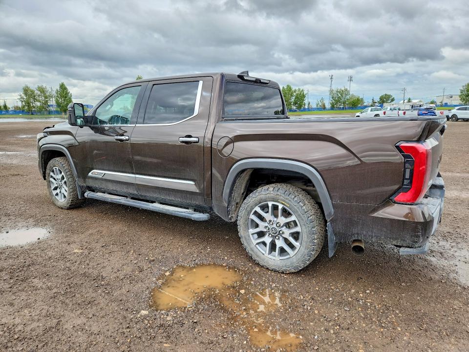 57226376 :رقم المزاد ، 5TFMC5DB6NX006689 vin ، 2022 Toyota Tundra مزاد بيع
