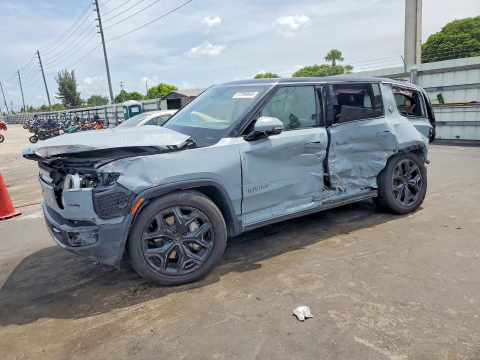 2025 Rivian R1s მანქანა იყიდება აუქციონზე, vin: 7PDSGBBA9SN054322, აუქციონის ნომერი: 57999646