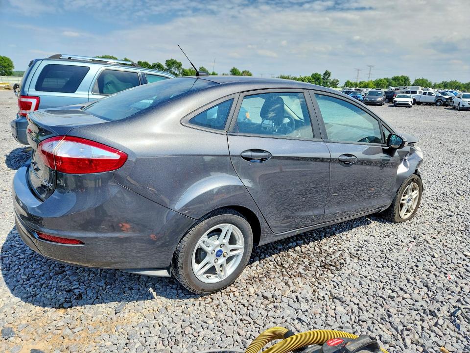 Продажа на аукционе авто 2017 Ford Fiesta, vin: 3FADP4BJ0HM167953, номер лота: 55729226