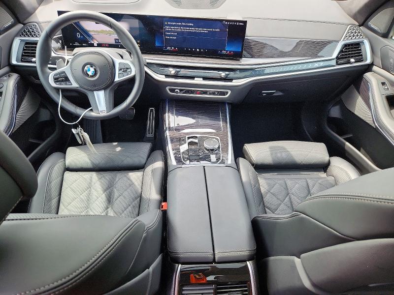 57251736 :رقم المزاد ، 5UX23EM06T9293764 vin ، 2026 Bmw X7 مزاد بيع