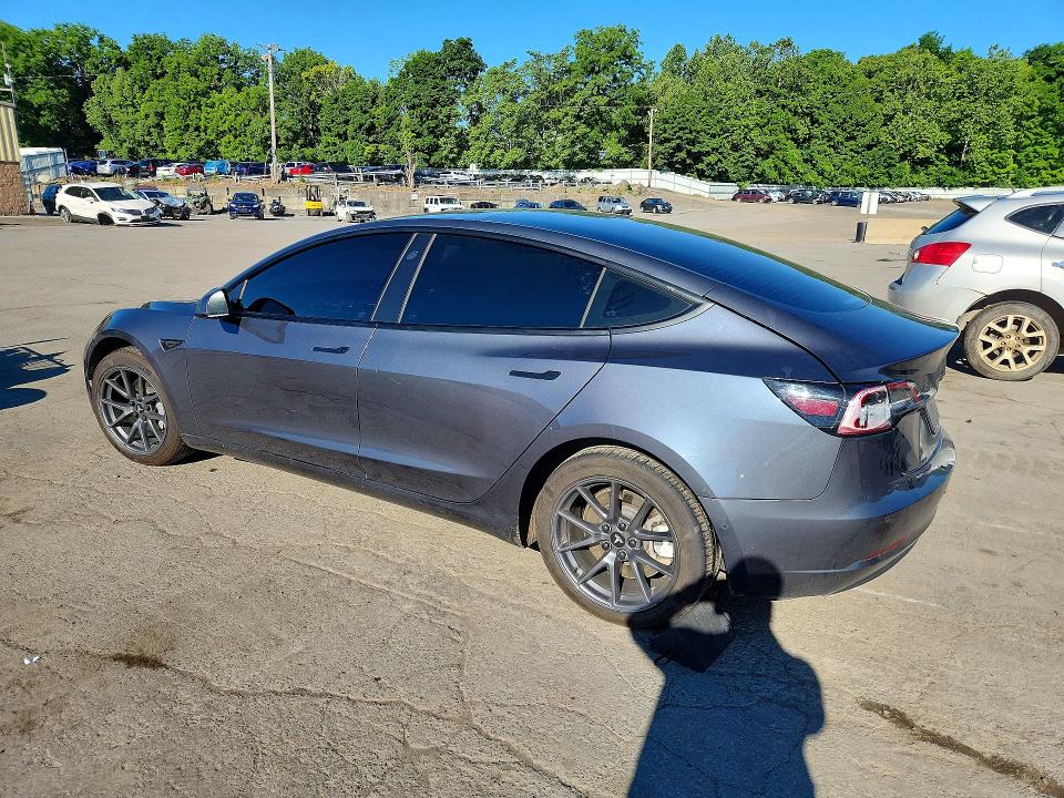 2022 Tesla Model 3 მანქანა იყიდება აუქციონზე, vin: 5YJ3E1EB1NF250905, აუქციონის ნომერი: 57013496