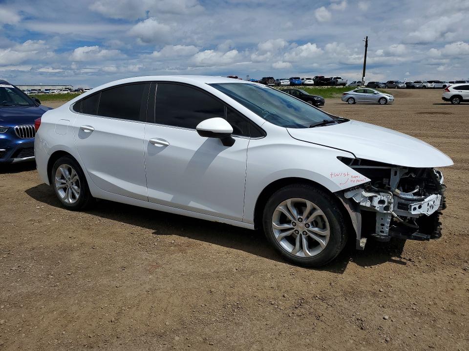 57256886 :رقم المزاد ، 1G1BE5SM7K7101322 vin ، 2019 Chevrolet Cruze مزاد بيع