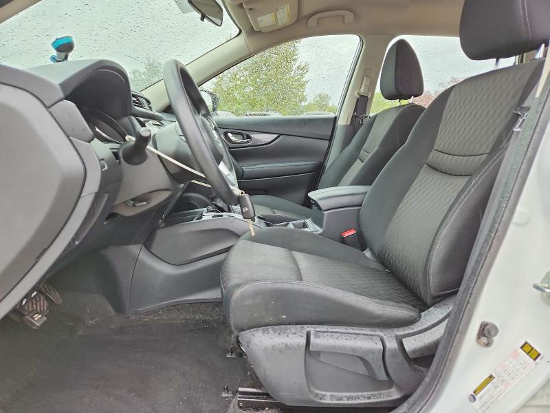 56634356 :رقم المزاد ، KNMAT2MV3HP588377 vin ، 2017 Nissan Rogue مزاد بيع