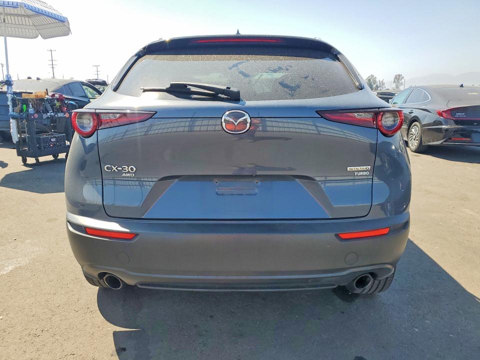 56516856 :رقم المزاد ، 3MVDMBDY8NM448085 vin ، 2022 Mazda Cx-30 مزاد بيع