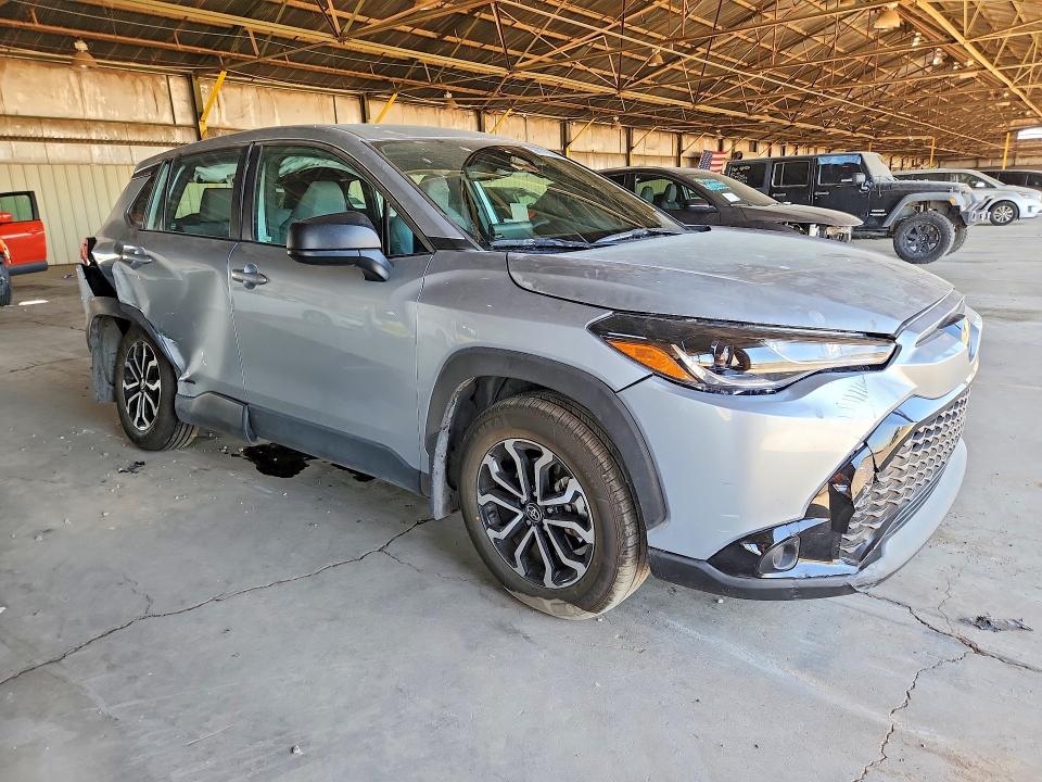 56979046 :رقم المزاد ، 7MUFBABG1PV005810 vin ، 2023 Toyota Corolla Cross Hybrid مزاد بيع