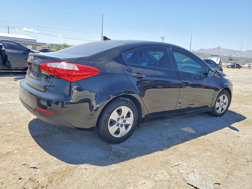 2015 Kia Forte მანქანა იყიდება აუქციონზე, vin: KNAFK4A62F5289759, აუქციონის ნომერი: 58664536