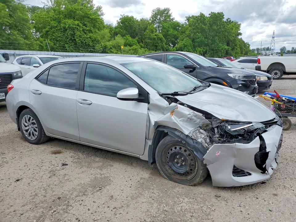 Продаж на аукціоні авто 2018 Toyota Corolla, vin: 2T1BURHE5JC032001, номер лоту: 57571316