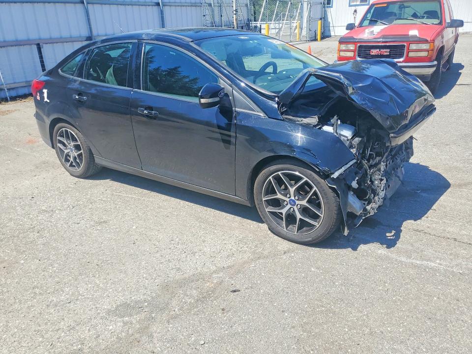 55995036 :رقم المزاد ، 1FADP3H28HL253331 vin ، 2017 Ford Focus مزاد بيع