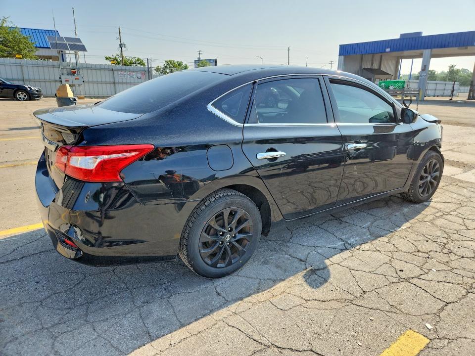 2018 Nissan Sentra მანქანა იყიდება აუქციონზე, vin: 3N1AB7AP1JY271534, აუქციონის ნომერი: 59133586