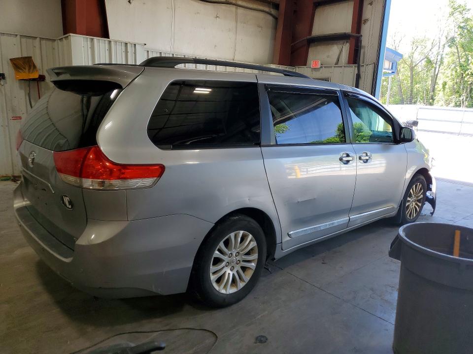 Продажа на аукционе авто 2013 Toyota Sienna, vin: 5TDYK3DC2DS381629, номер лота: 56296506