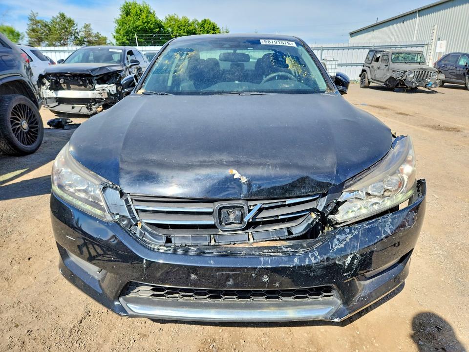 58791576 :رقم المزاد ، 1HGCR2F95EA807198 vin ، 2014 Honda Accord مزاد بيع