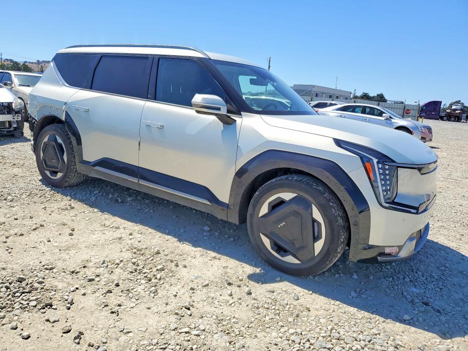 Продажа на аукционе авто 2024 Kia Ev9, vin: KNDADFS54R6027345, номер лота: 55757286