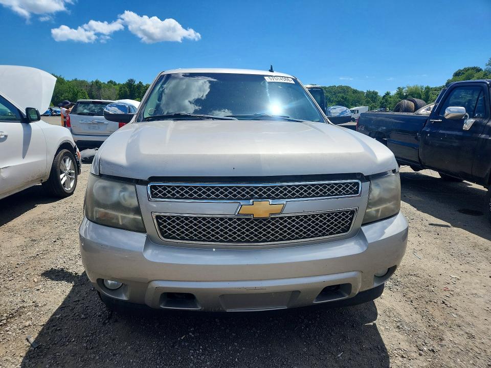 57684986 :رقم المزاد ، 1GNFK16318R225005 vin ، 2008 Chevrolet Suburban مزاد بيع