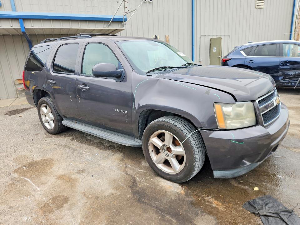 57500046 :رقم المزاد ، 1GNSCBE09BR235989 vin ، 2011 Chevrolet Tahoe مزاد بيع