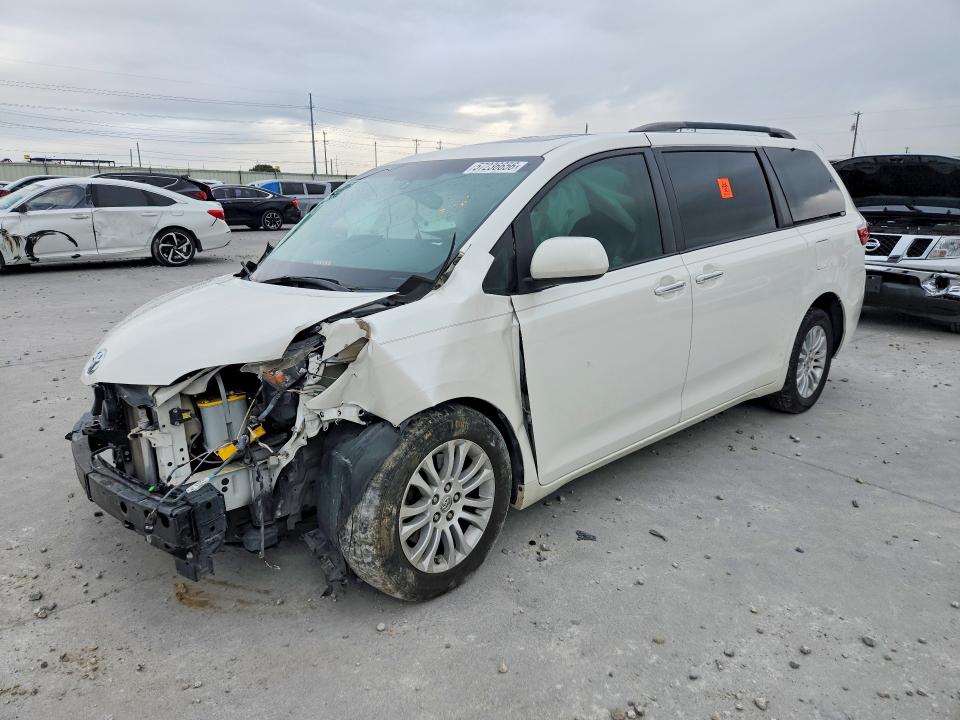 Aukcja sprzedaży 2015 Toyota Sienna, vin: 5TDYK3DC1FS609204, numer aukcji: 57236656