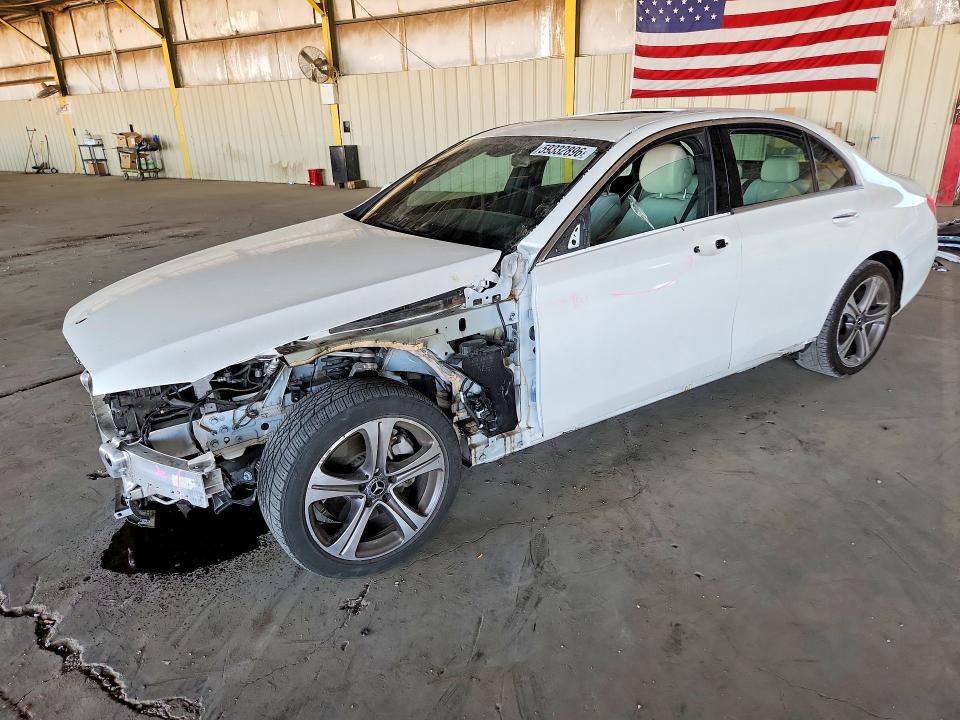 59332896 :رقم المزاد ، WDDZF4JB6KA658678 vin ، 2019 Mercedes-benz E مزاد بيع