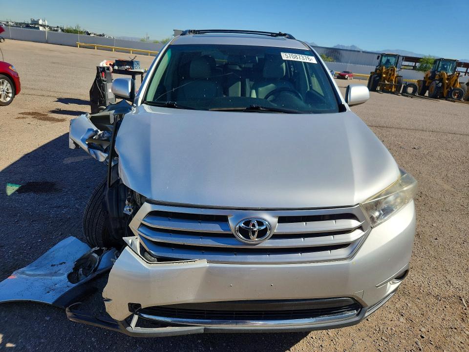 57087376 :رقم المزاد ، 5TDBK3EH4CS110117 vin ، 2012 Toyota Highlander مزاد بيع