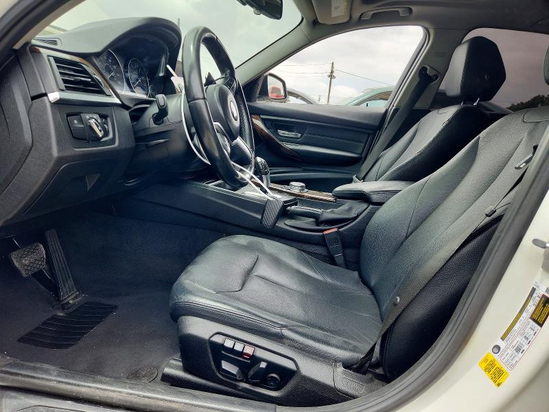 85612535 :رقم المزاد ، WBA3C1C5XFK119864 vin ، 2015 Bmw 328 مزاد بيع