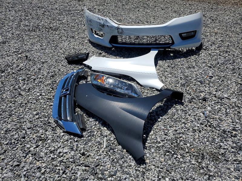 2015 Honda Accord მანქანა იყიდება აუქციონზე, vin: 1HGCR2F82FA133682, აუქციონის ნომერი: 56105726