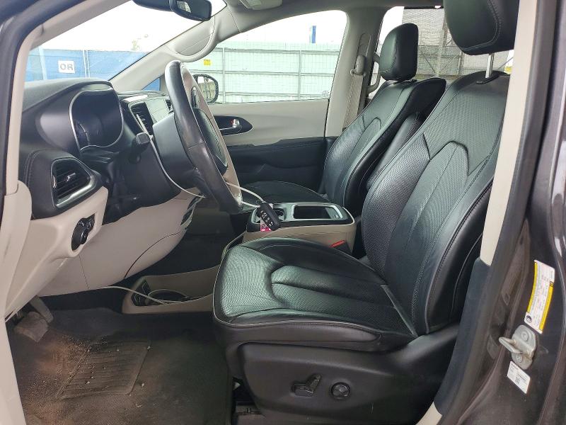 56531496 :رقم المزاد ، 2C4RC1N70LR257728 vin ، 2020 Chrysler Pacifica مزاد بيع