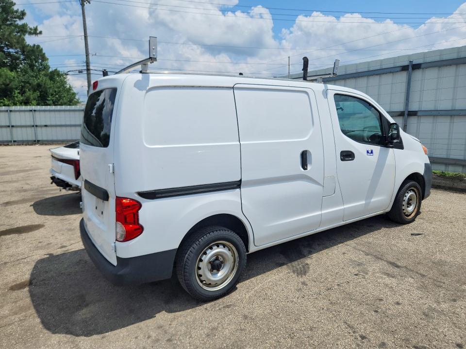 56709766 :رقم المزاد ، 3N6CM0KN3FK703987 vin ، 2015 Nissan Nv200 مزاد بيع