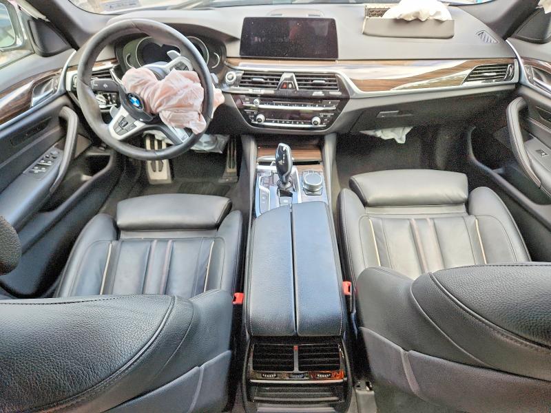 Продаж на аукціоні авто 2019 Bmw 530xe, vin: WBAJB1C5XKB375300, номер лоту: 56673226