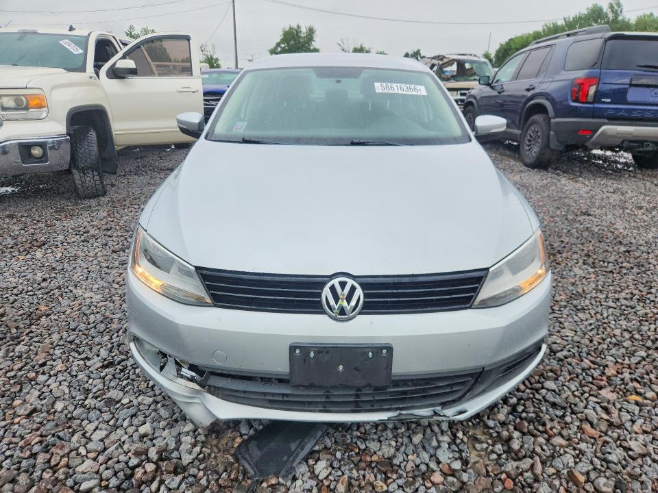 58616366 :رقم المزاد ، 3VWDX7AJ7BM339946 vin ، 2011 Volkswagen Jetta مزاد بيع