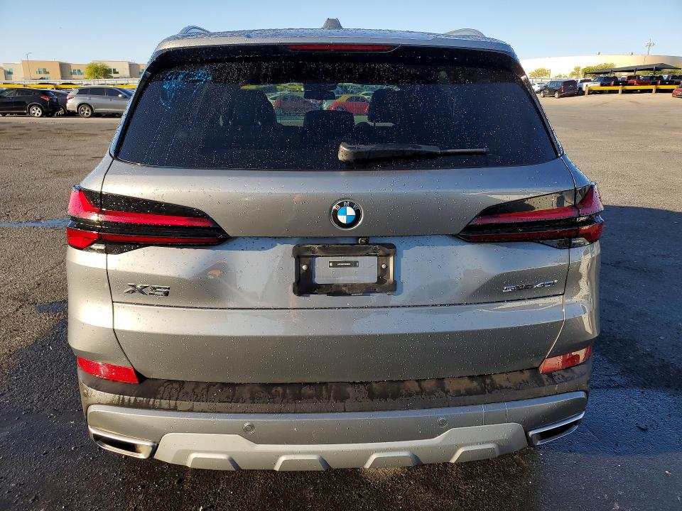 55765386 :رقم المزاد ، 5UX13EU05T9065654 vin ، 2026 Bmw X5 مزاد بيع