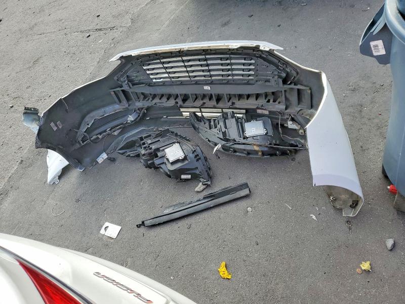 58060776 :رقم المزاد ، 3FA6P0H72JR277988 vin ، 2018 Ford Fusion مزاد بيع