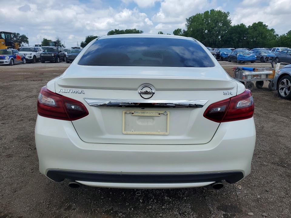 55522886 :رقم المزاد ، 1N4AL3AP4JC260724 vin ، 2018 Nissan Altima مزاد بيع