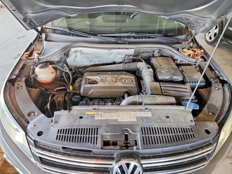59285746 :رقم المزاد ، WVGVV7AX7HK031446 vin ، 2017 Volkswagen Tiguan مزاد بيع