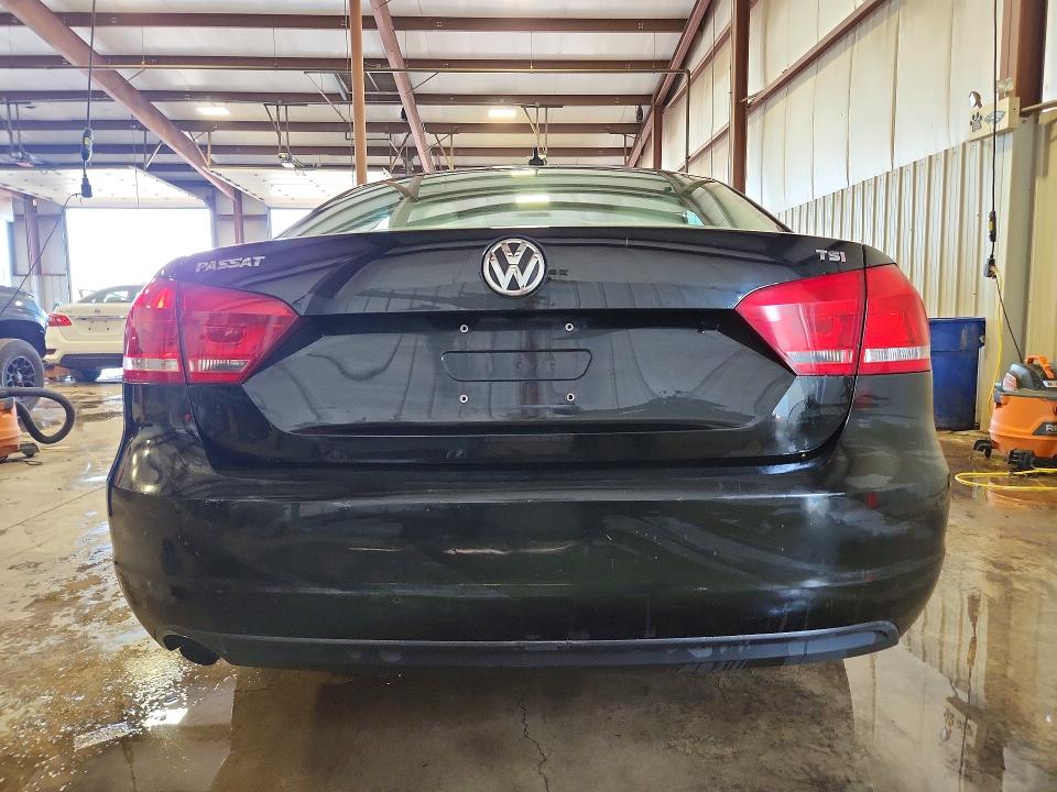 Продаж на аукціоні авто 2015 Volkswagen Passat, vin: 1VWAT7A33FC070786, номер лоту: 56158816