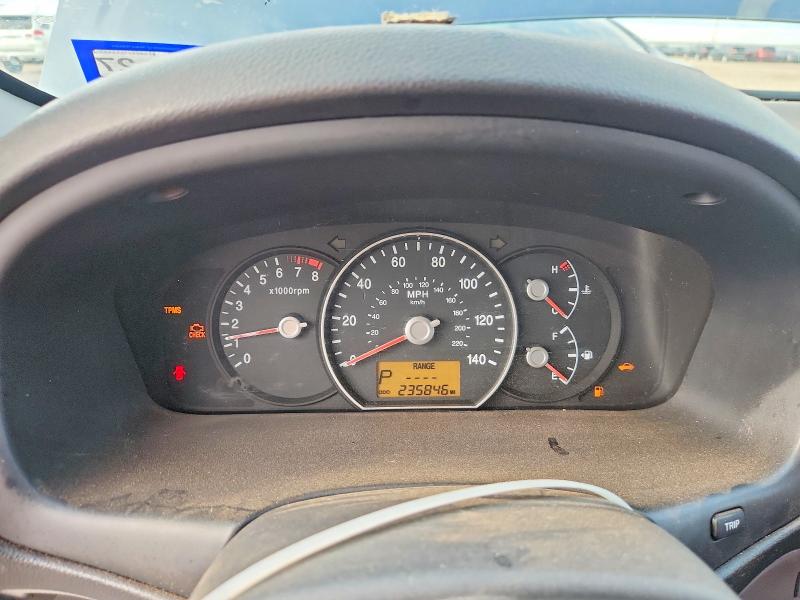 55787626 :رقم المزاد ، KNAFG526087177295 vin ، 2008 Kia Rondo مزاد بيع