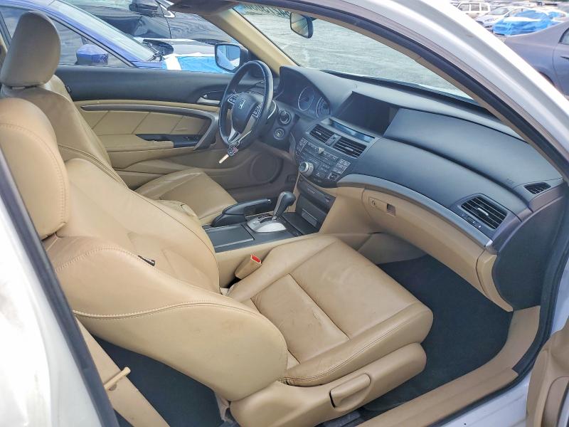 Продажа на аукционе авто 2011 Honda Accord, vin: 1HGCS1B83BA008852, номер лота: 54273036