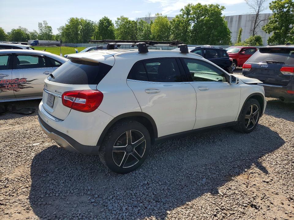 53031436 :رقم المزاد ، WDCTG4GB8JJ379777 vin ، 2018 Mercedes-benz Gla مزاد بيع