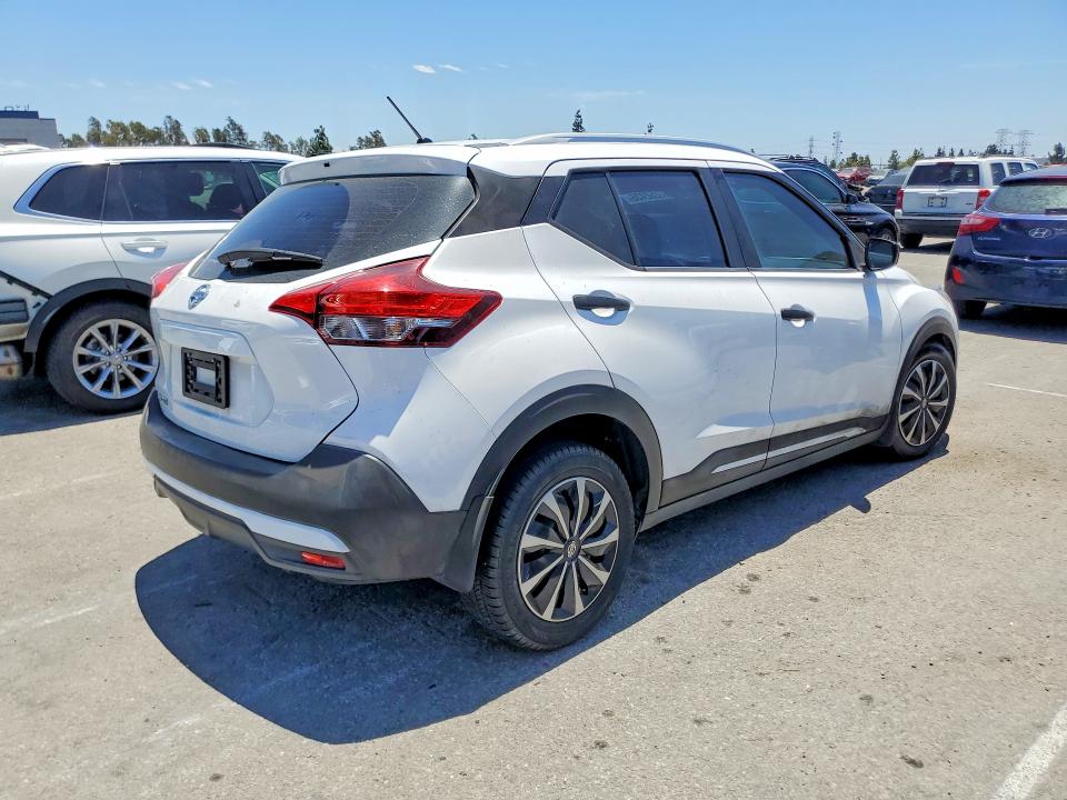 Продаж на аукціоні авто 2019 Nissan Kicks, vin: 3N1CP5CU1KL514176, номер лоту: 57252436