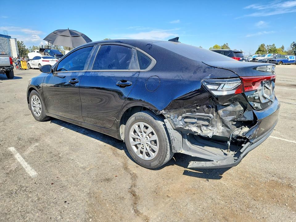 2020 Kia Forte მანქანა იყიდება აუქციონზე, vin: 3KPF24AD9LE173234, აუქციონის ნომერი: 57472426