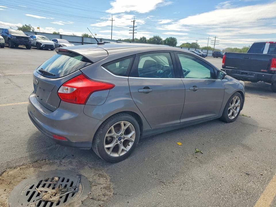 2014 Ford Foc მანქანა იყიდება აუქციონზე, vin: 1FADP3N22EL259562, აუქციონის ნომერი: 57917736