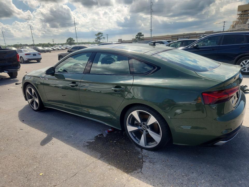 55869226 :رقم المزاد ، WAUFACF59MA042661 vin ، 2021 Audi A5 مزاد بيع