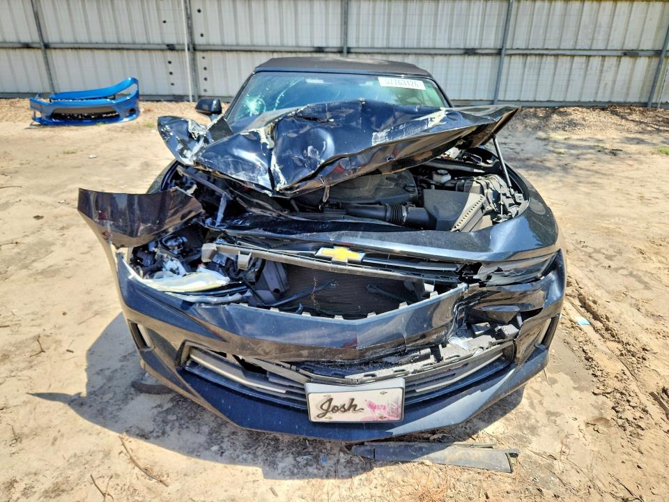 2018 Chevrolet Camaro მანქანა იყიდება აუქციონზე, vin: 1G1FB3DS6J0126102, აუქციონის ნომერი: 57763126