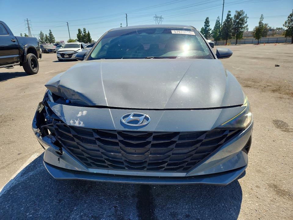 2021 Hyundai Elantra მანქანა იყიდება აუქციონზე, vin: KMHLM4AG8MU127335, აუქციონის ნომერი: 57970956