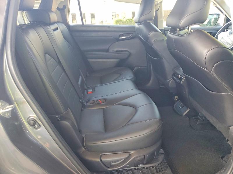 Продажа на аукционе авто 2022 Toyota Highlander Hybrid, vin: 5TDHARAH4NS511529, номер лота: 55236146