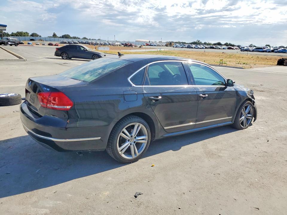 Продажа на аукционе авто 2015 Volkswagen Passat, vin: 1VWBT7A37FC040470, номер лота: 58302706